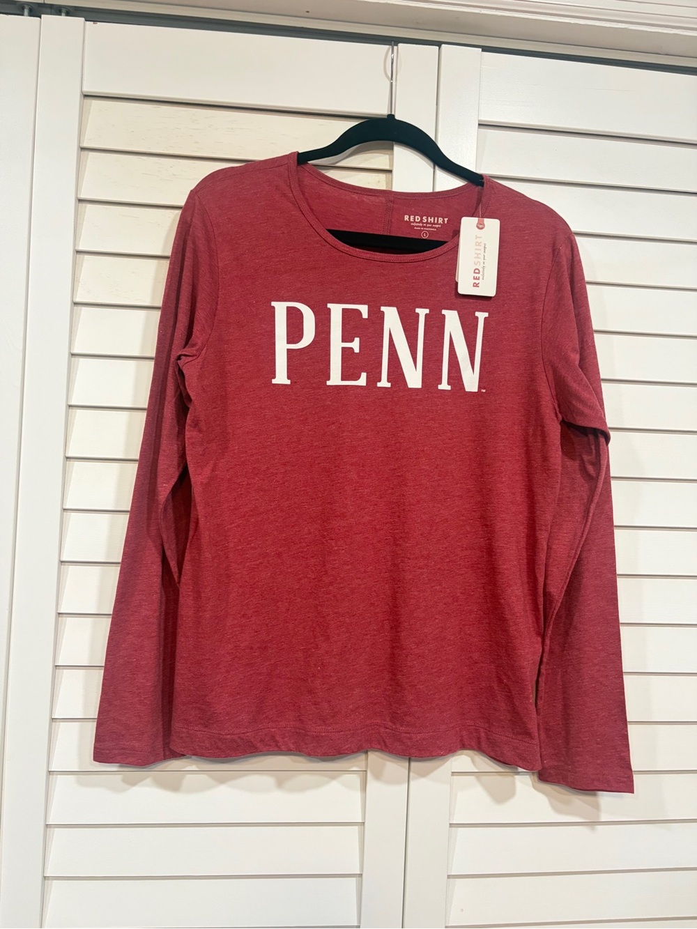 Unisex Long Sleeve 'PENN' Tee - Red + A GIFT 🎁